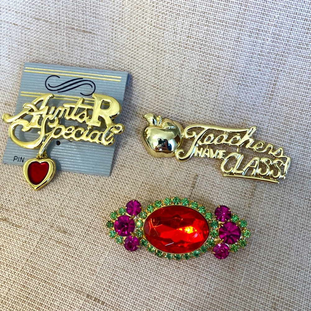 1980’s orange set brooch, Aunts are Special, & Teachers have Class BUNDLE!